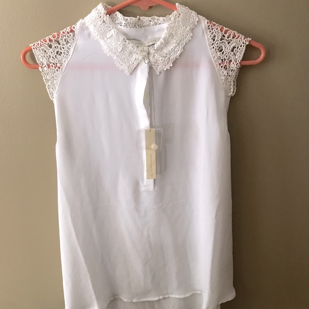 🆕 LC Lauren Conrad Lace Top